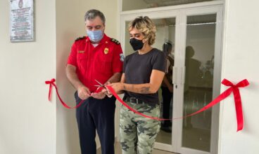 La alcaldesa Cynthia Viteri inauguró compañía de Bomberos en el centro poblado El Consuelo.